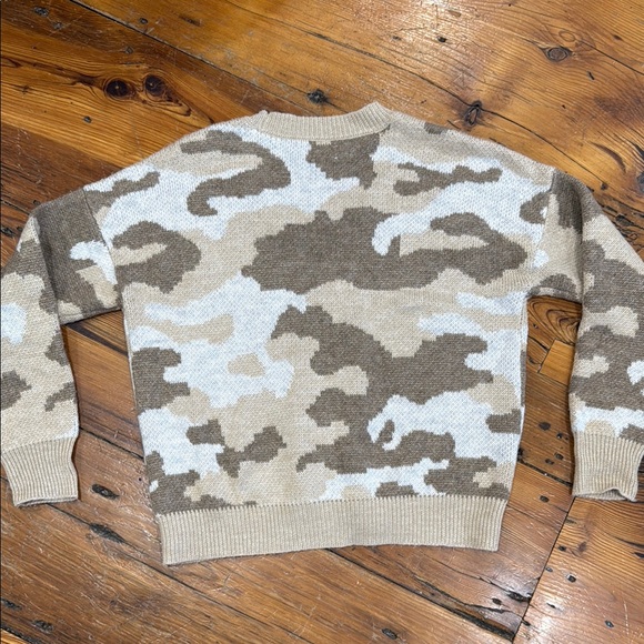Lucky Brand Cream and Brown Camouflage Cardigan Sweater Size Large - Picture 8 of 10